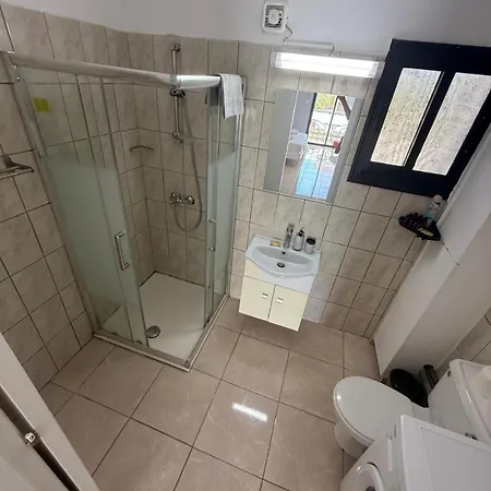 Private 1br Hideaway W Double Bed 105 Ξενοδοχείο με διαμερίσματα